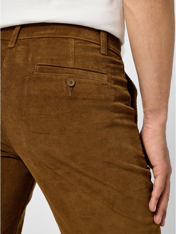 Lee Lee Chinosy REGULAR CHINO Brązowy Regular Fit