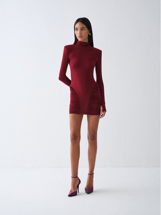 La Mania La Mania Sukienka koktajlowa ORELIS Bordowy Basic Fit