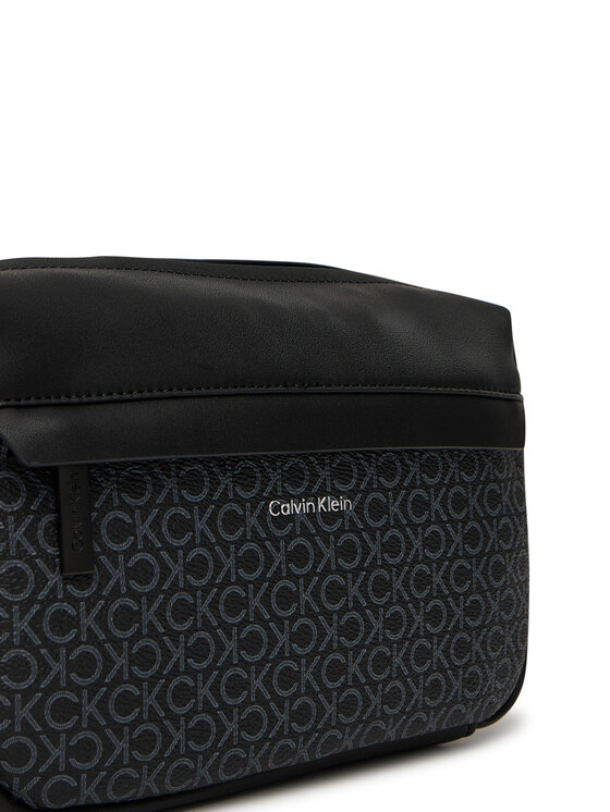 Calvin Klein Calvin Klein Taška cez rameno Ck Must Mono Camera Bag LV04D3088G Čierna