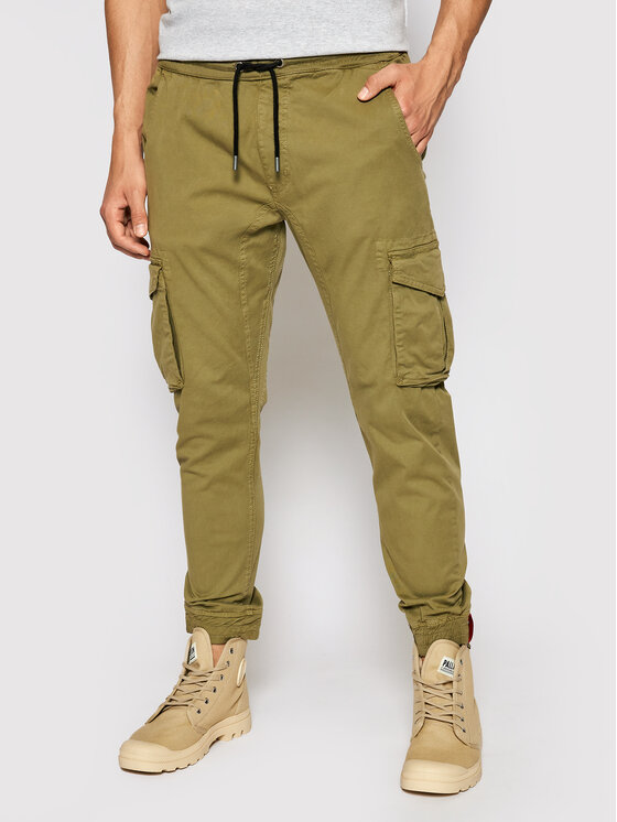 Alpha Industries Jogger nohavice 116202 Zelená Tapered Fit