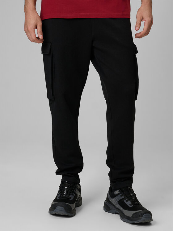 4F 4F Spodnie dresowe ESSENTIAL 2 Czarny Slim Fit