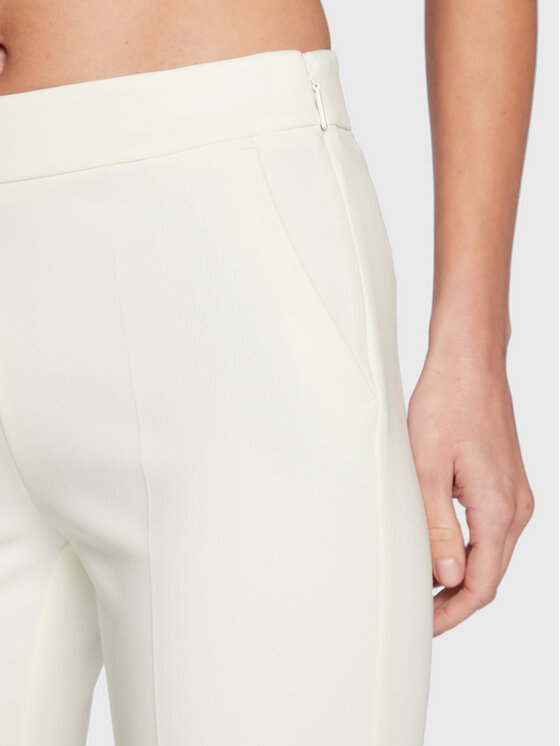 Pantaloni di tessuto 1BGB32 9653Z Écru Regular Fit...