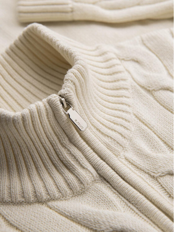 Ombre Ombre Sweter OM-SWZS-0138 Kremowy Regular Fit