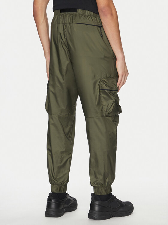 Nike Nike Pantaloni trening FB7911 Kaki Regular Fit