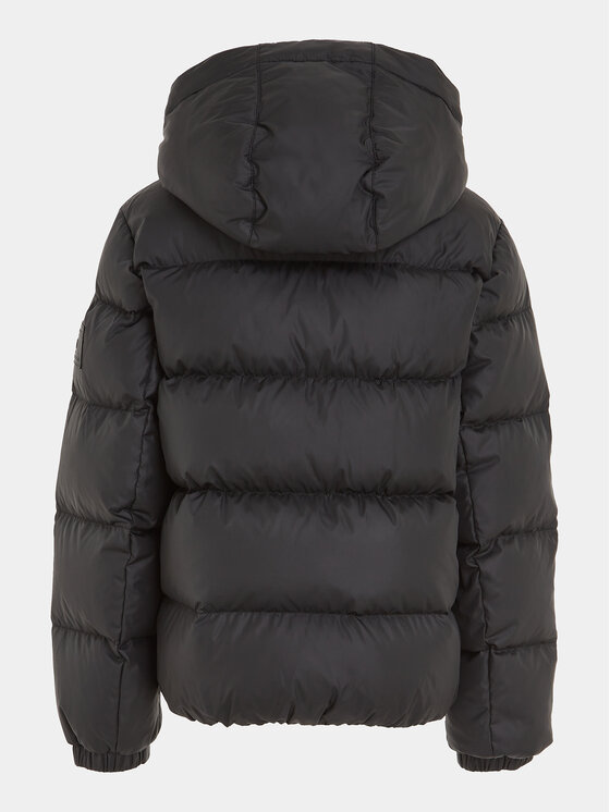 Tommy Hilfiger Tommy Hilfiger Zimní bunda Essential KB0KB08341 D Černá Regular Fit