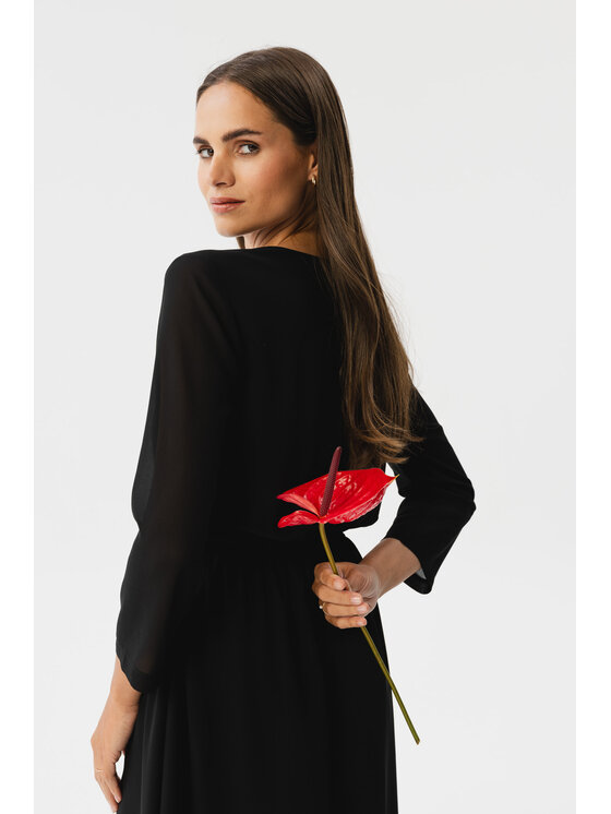 Stylove Stylove Každodenné šaty S354 Čierna Modern Fit