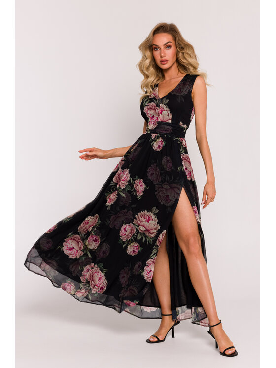 Made of Emotion Made of Emotion Koktejlové šaty M781 Čierna Generous Fit