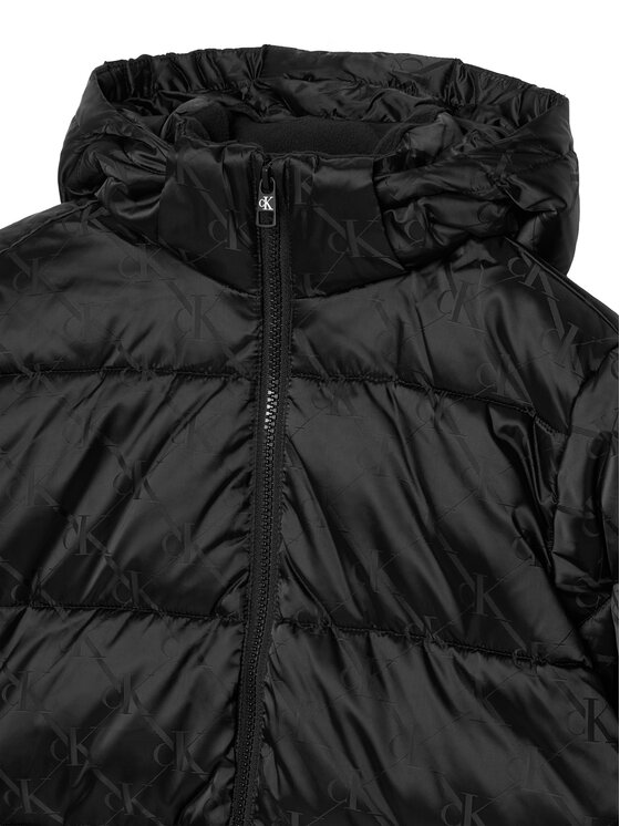 Calvin Klein Calvin Klein Zimné bundy LVCKFJM07B Čierna Regular Fit