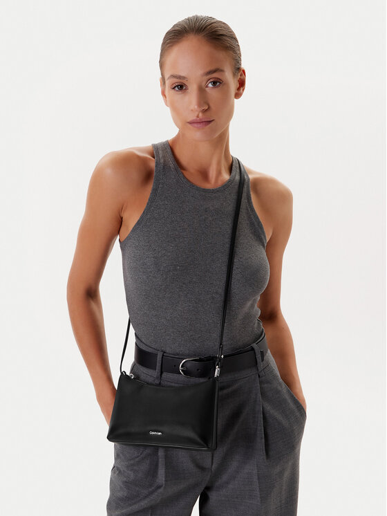 Calvin Klein Calvin Klein Kabelka Ck Must Conv Logo Jqd Strap Xbod LV04F3095G Černá