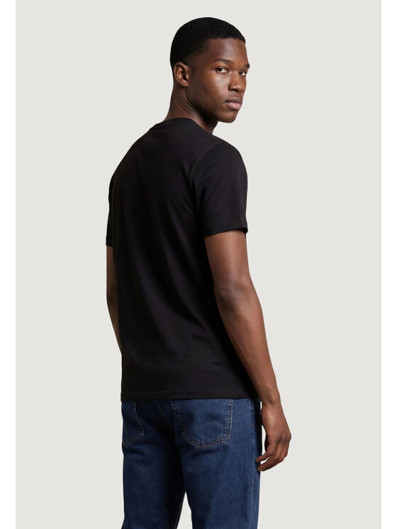 Armani Exchange Armani Exchange T-Shirt XM002214 AF10356 Czarny Casual Fit