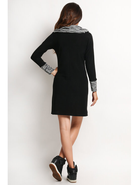 Awama Awama Úpletové šaty A113 Čierna Basic Fit