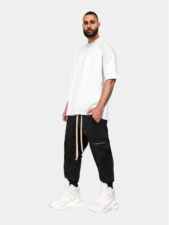 MADE BY SOCIETY MADE BY SOCIETY Spodnie materiałowe Pantaloni cargo - P16182 Czarny Basic Fit