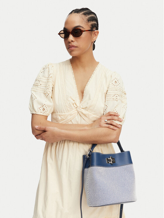 Τσάντα Furla Amelia M Bucket WB01953 BX4421 CN 4296S Σκούρο μπλε OS