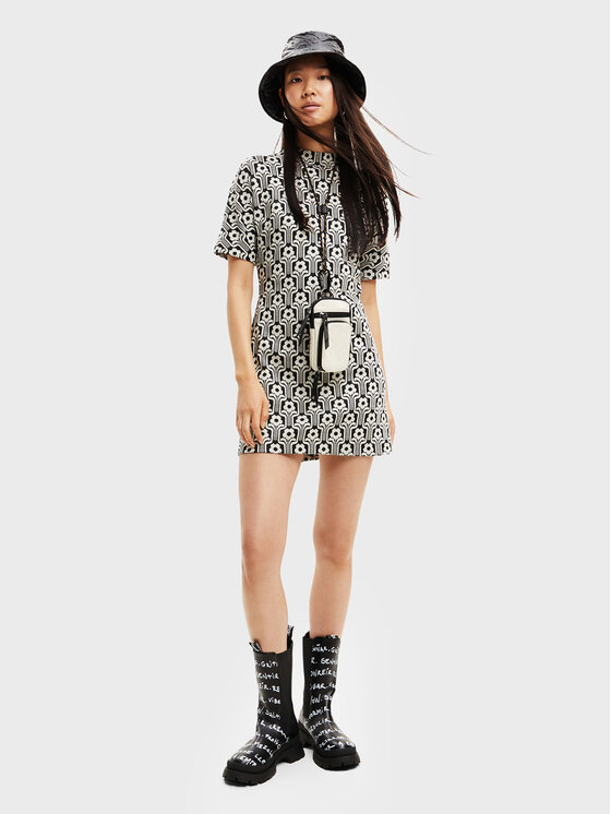 Desigual Desigual Úpletové šaty Karen 22WWVK72 Barevná Regular Fit