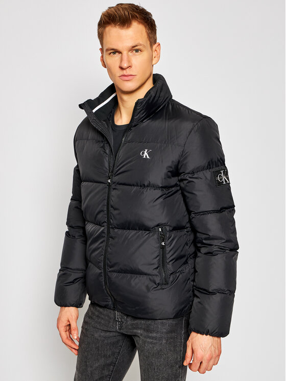 Calvin Klein Jeans Calvin Klein Jeans Pehelykabát J30J315679 Fekete Regular Fit