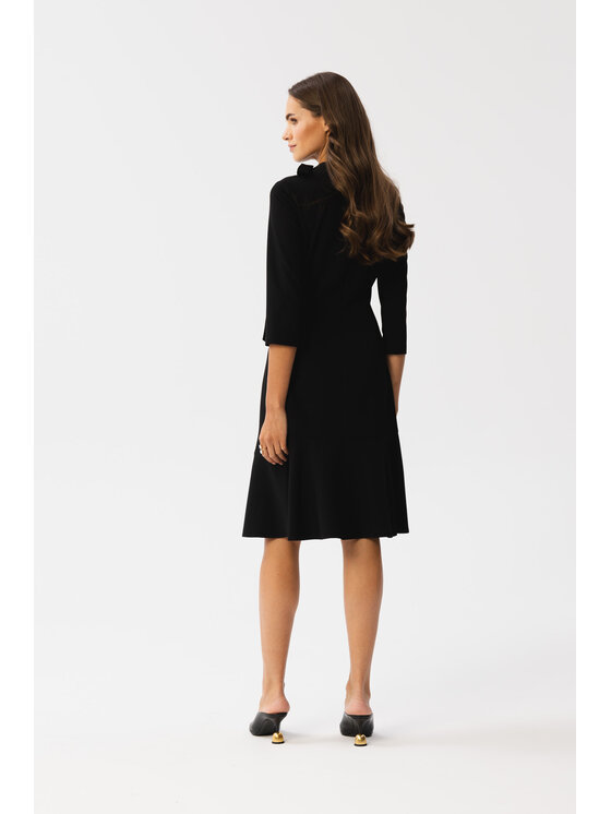 Stylove Stylove Koktejlové šaty S346 Čierna Modern Fit