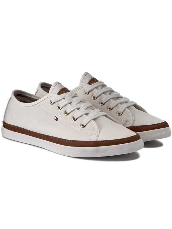 Tommy hilfiger kesha best sale 6d