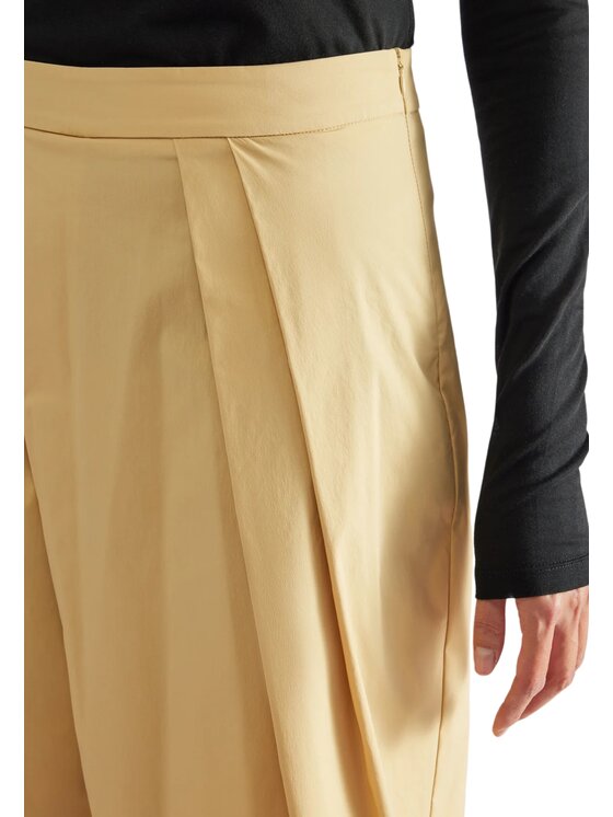 Liviana Conti Liviana Conti Spodnie zimowe f5sk48 Żółty Regular Fit