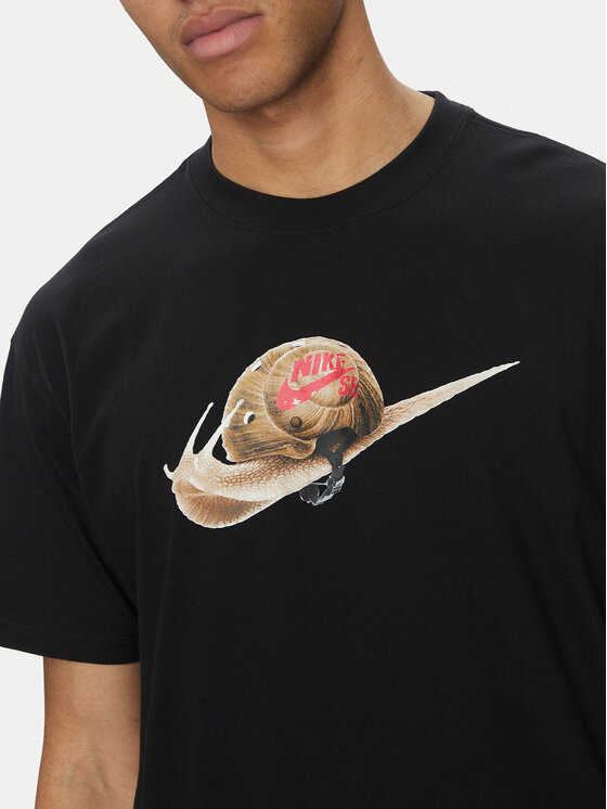 Nike Nike T-shirt FZ5283 010 Crna Regular Fit