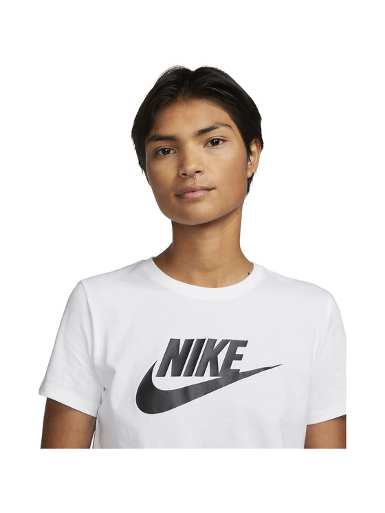 Nike Nike T-shirt Nike Sportswear Essentials Tee Bianco Regular Fit