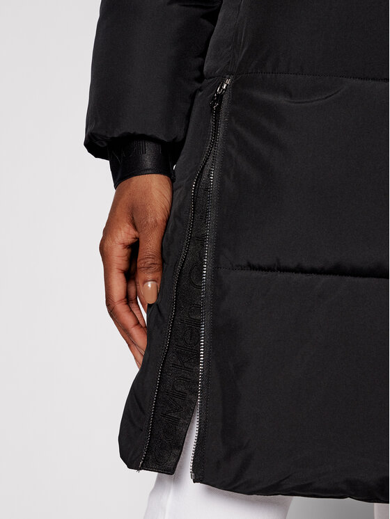 Calvin Klein Wintermantel Elastic Logo Sorona K20K203050 Schwarz Regular Fit Modivo.at