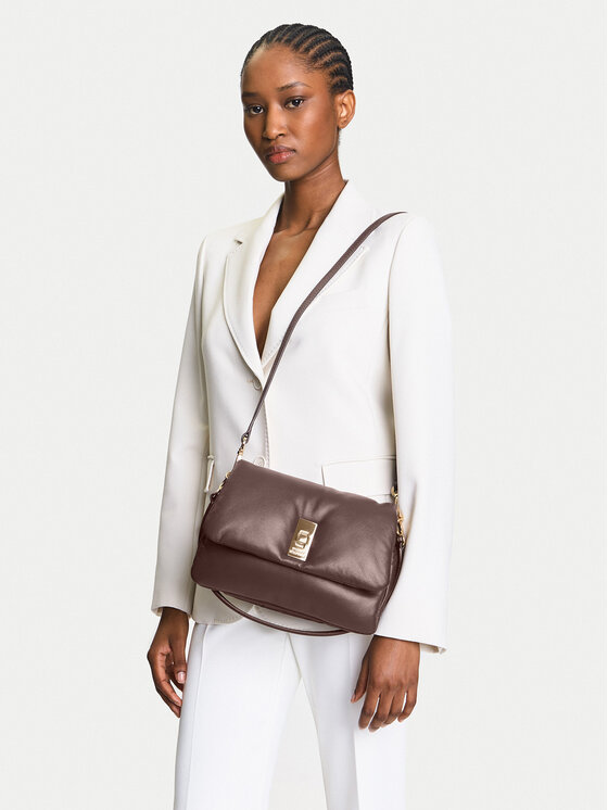 Tommy Hilfiger Tommy Hilfiger Ročna torba Soft Leather Conv Crossover AW0AW17638 Rjava