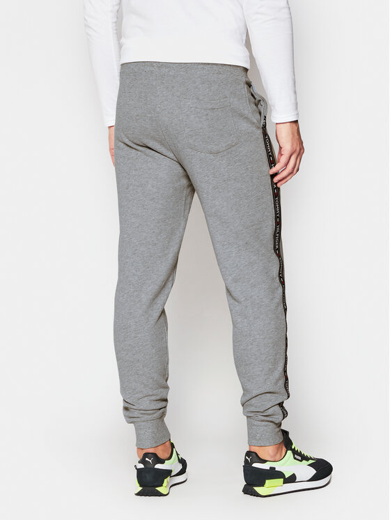 Tommy Hilfiger Tommy Hilfiger Jogginghose Trucker UM0UM00706 Grau Regular Fit