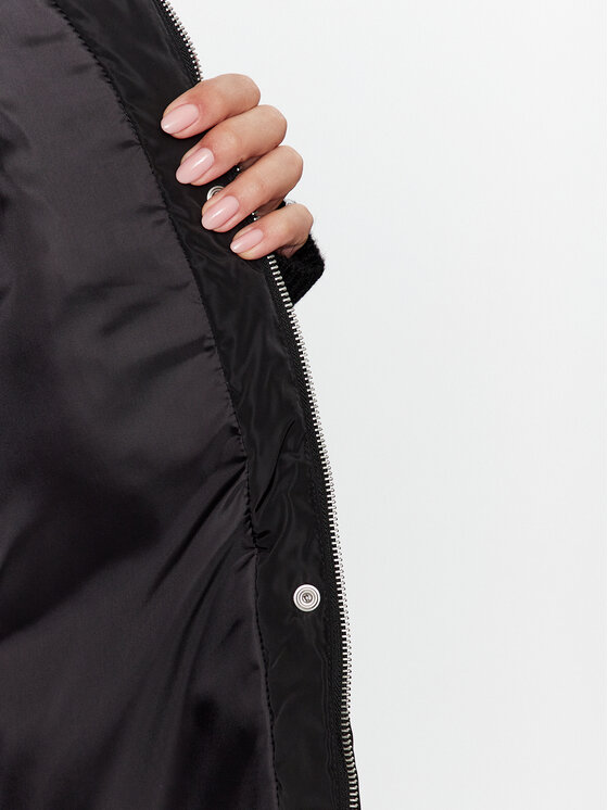 ONLY ONLY Безрукавка 15300259 Чорний Regular Fit