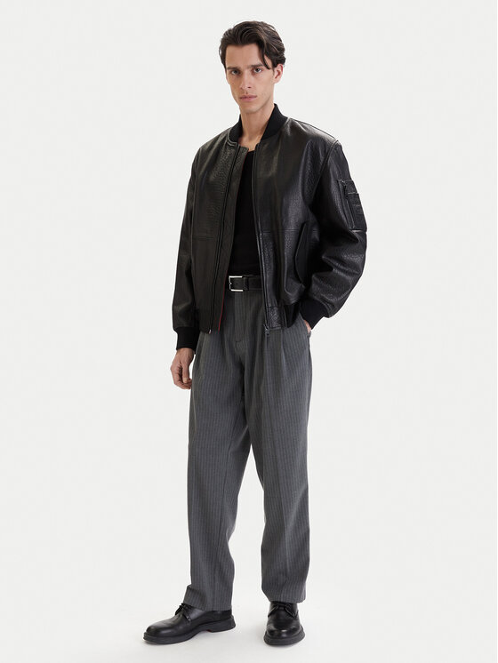 HUGO HUGO Nahkjope Lude 50553111 Must Regular Fit