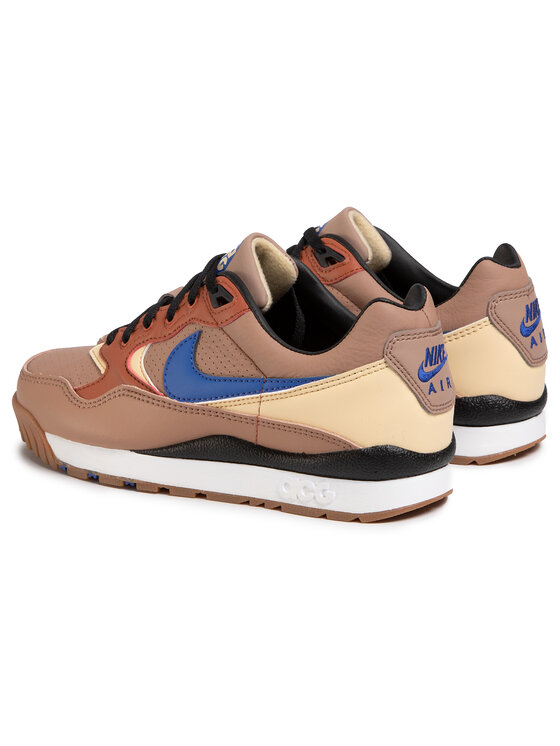 nike acg wildwood desert dust