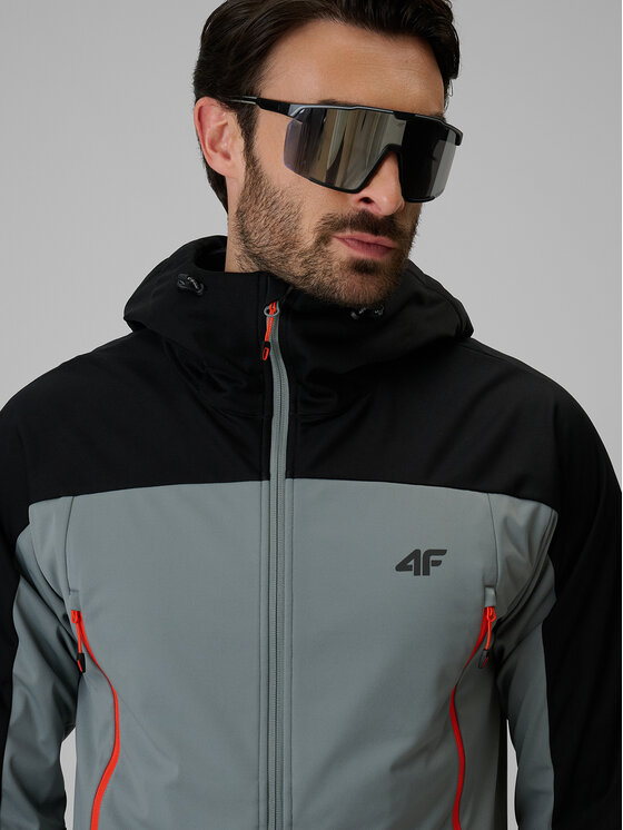 4F 4F Kurtka przejściowa TREKKING Czarny Regular Fit