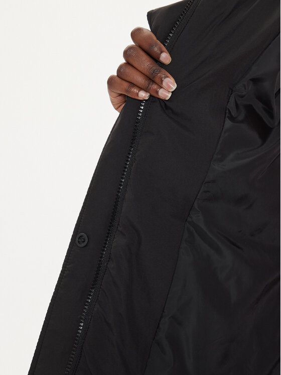 Calvin Klein Jeans Calvin Klein Jeans Winterjacke J20J224107 Schwarz Relaxed Fit
