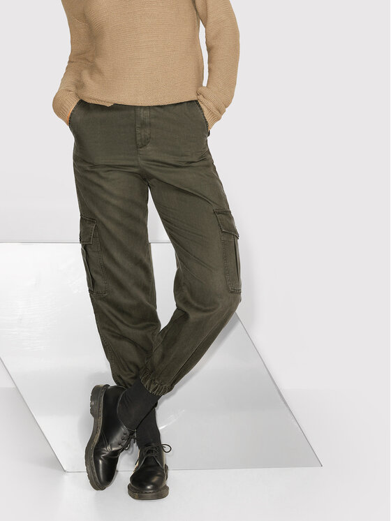 Joggers Holly 12200733 Verde Relaxed Fit