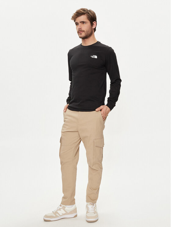The North Face The North Face Longsleeve Redbox NF0A87NN Czarny Regular Fit