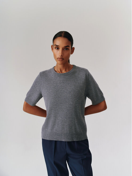 TATUUM TATUUM Sweter MERIO Szary Classic Fit