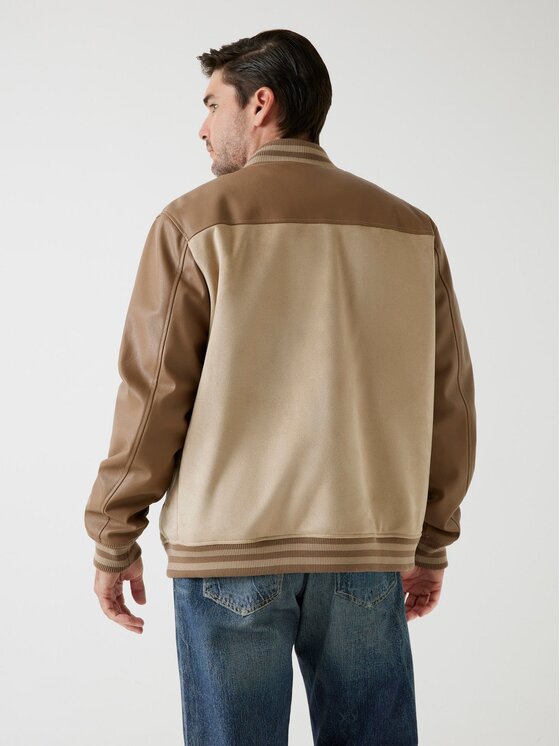 Guess Guess Преходно яке 178778 Кафяв Classic Fit
