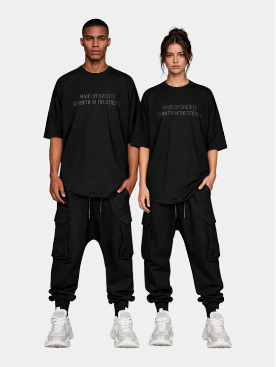 MADE BY SOCIETY MADE BY SOCIETY T-Shirt BORN FROM THE STREETS - T18040 Czarny Basic Fit