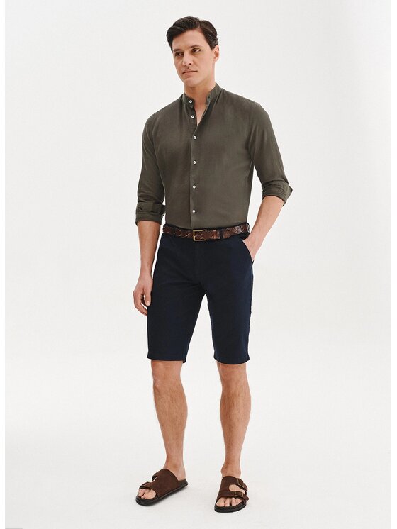 Pako Lorente Pako Lorente Szorty materiałowe P25SB-WS-005 Granatowy Classic Fit
