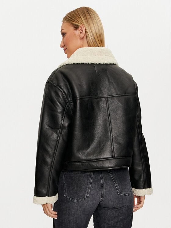 Pieces Pieces Műbőr dzseki Janelle 17141595 Fekete Regular Fit
