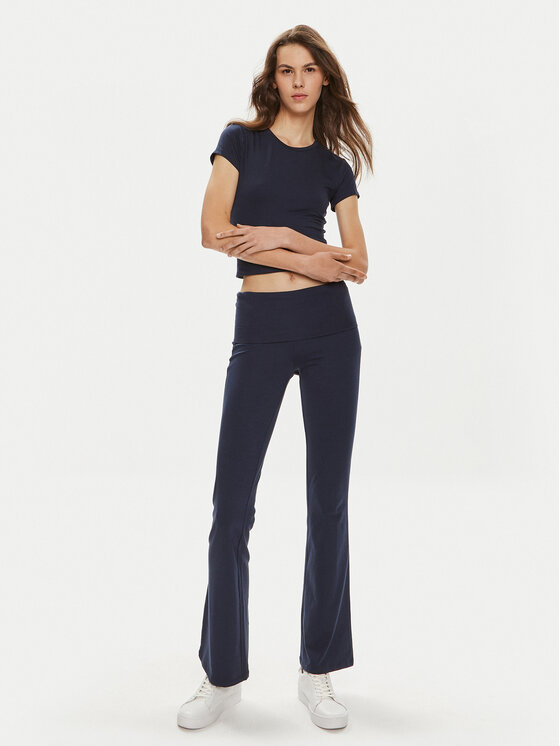 Gina Tricot Gina Tricot Szövet nadrág 21671 Sötétkék Flare Fit
