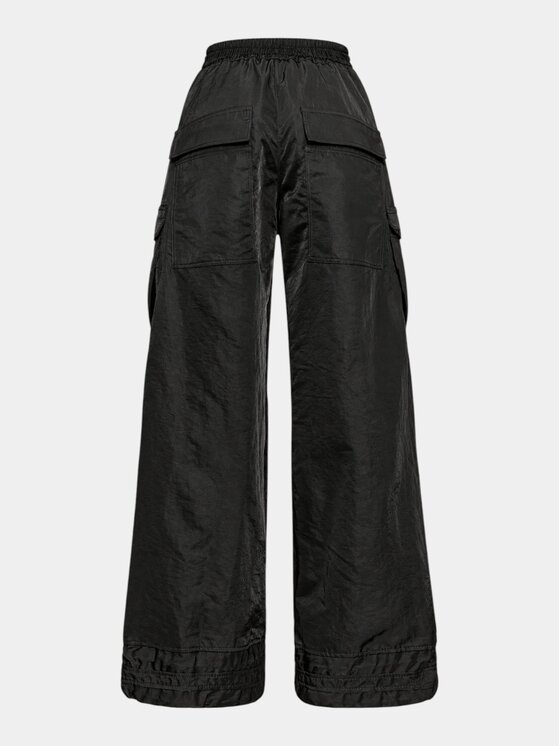 MADE BY SOCIETY MADE BY SOCIETY Spodnie materiałowe Craper - P27807 Czarny Basic Fit