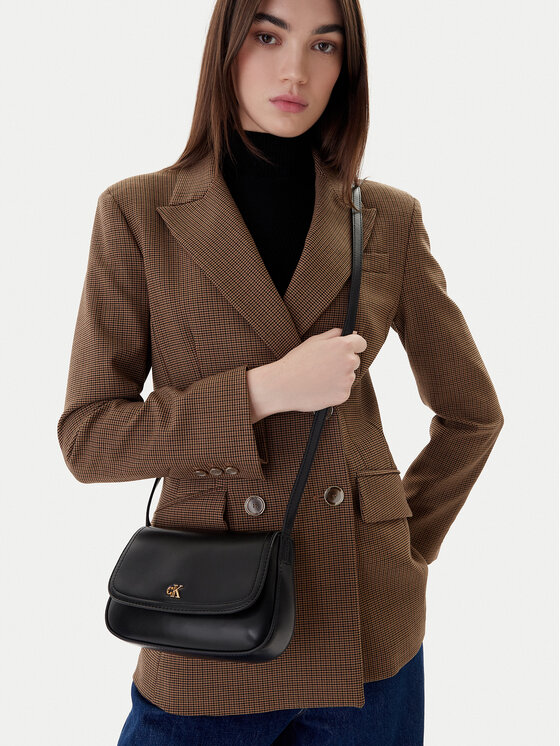 Calvin Klein Calvin Klein Ročna torba Ck Flap Camera Bag LV04F3421G Črna