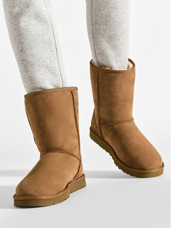 Ugg Ugg Μπότες Χιονιού M Classic Short 5800 Καφέ