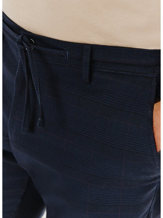 Pako Lorente Pako Lorente Spodnie materiałowe P24WF-WX-011 Granatowy Classic Fit