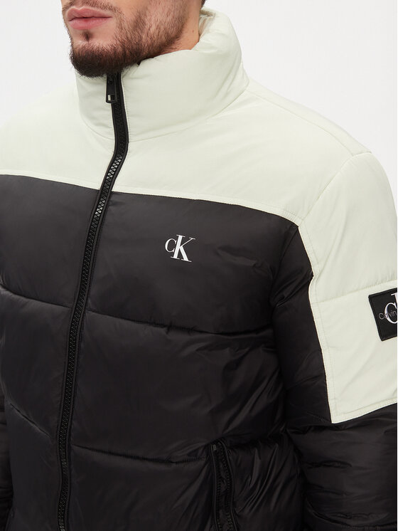 Calvin Klein Jeans Calvin Klein Jeans Μπουφάν χειμωνιάτικο J30J323461 Μαύρο Regular Fit