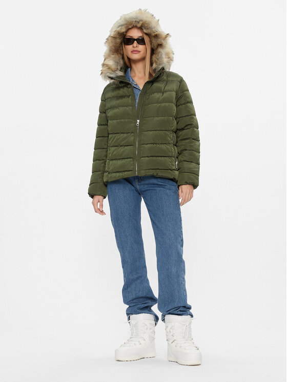 ONLY Carmakoma ONLY Carmakoma Зимно яке 15305702 Зелен Regular Fit