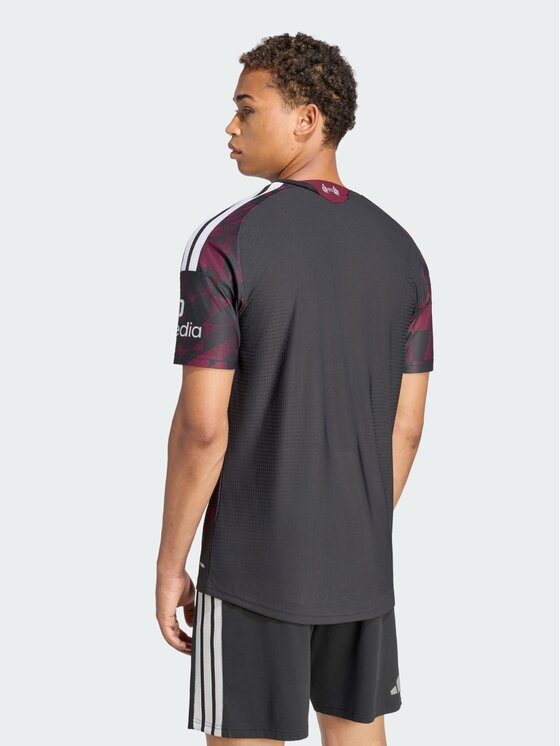 adidas adidas Koszulka techniczna 172184 Czarny Slim Fit