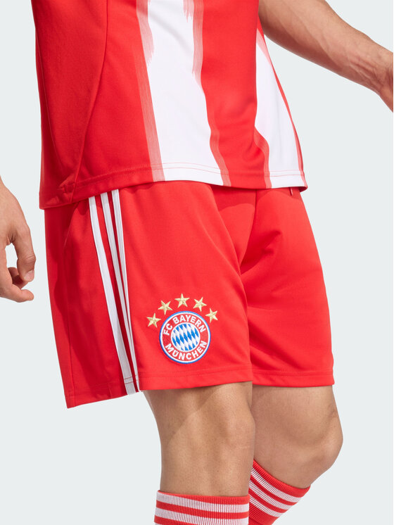 adidas adidas Szorty sportowe 154703 Czerwony Regular Fit