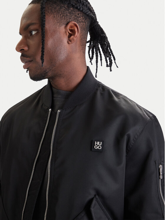 HUGO HUGO Bomber striukė Badam2611 50552650 Juoda Regular Fit
