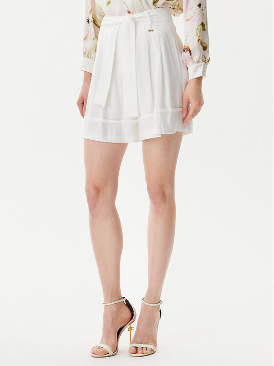 ARTIGLI ARTIGLI Šortky z materiálu ACSH001805 Bílá Regular Fit